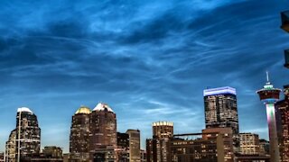 Coldest and highest clouds "on" Earth light up Calgary's night