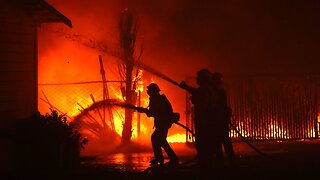 Strong Winds Could Help Spread California Wildfires