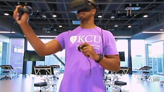 Medical schools turn to virtual reality amid pandemic