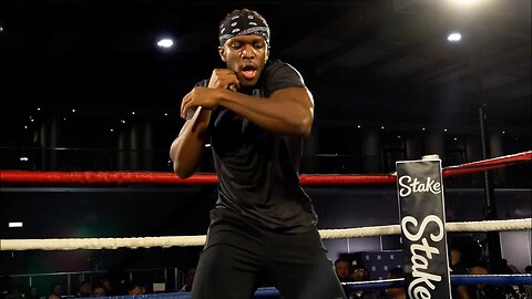 KSI and Tommy Fury gear up for highly-anticipated bout with open workouts | John Fury KICKS OFF
