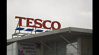 Tesco calls for tax increase for online retailers