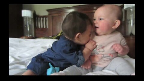 Cutest baby talk ever! Cute video 😍