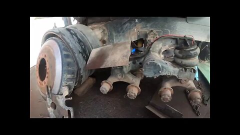 Installing tracks on the 75c challenger