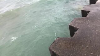 Teen girl flown to Children's Hospital after crews pull her from water at Racine beach