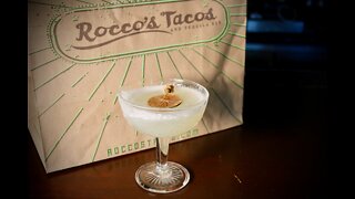 How to make the Skinny Señorita Margarita from Rocco's Tacos