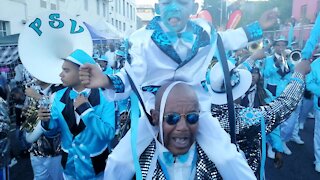 SOUTH AFRICA - Cape Town - Cape Town Street Parade (Video) (djc)