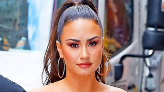 Demi Lovato’s Sister Speaks out About Her Rehab Progress