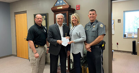 Anonymous Donor Gives 48 Deputies $200 Each: ‘Well Deserved’