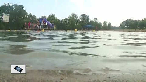 Ashwaubomay Lake and Appleton pools closed this summer