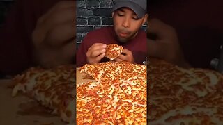 ASMR MUKBAND PIZZA