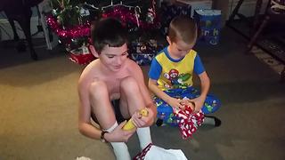 "Christmas Present Prank: Boys Get Banana and Onion"