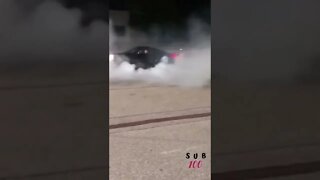 SUPER CAR PORSCHE SMOKING TYRES