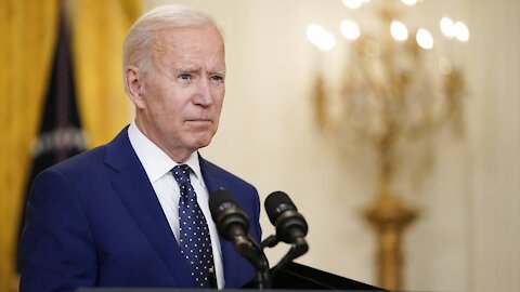 “Gracias, y disfruten el resto del show”: Extraños dichos de Joe Biden en un anuncio sobre la vacuna