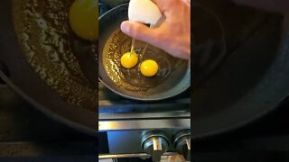 1 egg 2 yolks [double yolk egg] - MUST SEE! #shorts