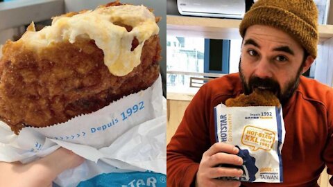 This Taiwanese Spot In Montreal Has Fried Chicken The Size Of Your Head (PHOTOS)