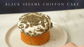 4寸特濃黑芝麻戚風蛋糕 養生甜品 像蘑菇的蛋糕┃Black Sesame Chiffon Cake