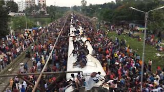 Prendre le train au Bangladesh est un exploit