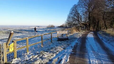 Cold Winter Morning Walk - English Countryside, SWINDON