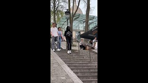 Smooth stairs walk