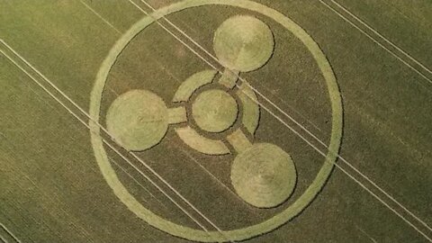 🔷 OS MISTERIOSOS CROP CIRCLES (Pictogramas nas Plantações)