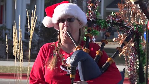 Bagpipe Christmas caroling lifts spirits at nursing homes in the Treasure Valley