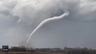 'Damaging' Missouri tornado kills multiple people, authorities say