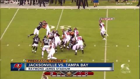 Tim Cook runs for two touchdowns, Jacksonville Jaguars beat Tampa Bay Buccaneers 25-10