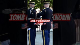 Tomb of The Unknown Soldier - Changing of The Guard #marine #soldier #usa @LawAndCrimeNews