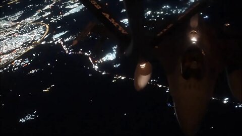Nighttime Air Refueling of F-16 Fighting Falcons