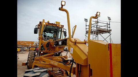 Caterpillar moter Grader vehicle