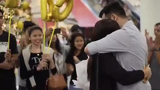 Flash Mob In Mall Turns Into Surprise Marriage Proposal