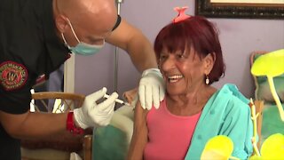 Los centros comunitarios hispanos se unen para discutir la vacunación contra el COVID-19 en barrios hispanos desatendidas.