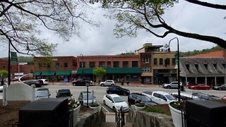 Walk and talk tour of the Boone, NC town center - Small Towns - Cities - Vlogging America