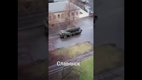 Russian military vehicles in Ukraine 🙄🙄 let's first