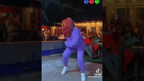 She is a good dancer