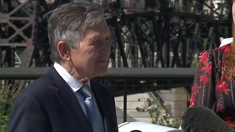 Former Congressman Dennis Kucinich announces bid for Cleveland mayor