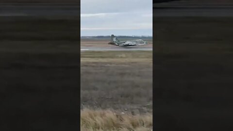 Su-25 emergency landing