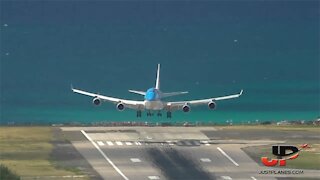 Best moments KLM Boeing 747s at St Maarten Airport