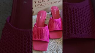 Best cutest and timeless sustainable summer shoe haul and unboxing. Links and discount in info bar)