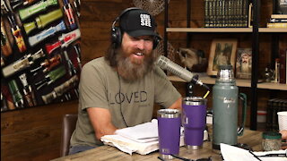 Jase’s Reasons You Shouldn’t Listen to Your Parents & Phil’s Amazing Softball Abilities | Ep 317