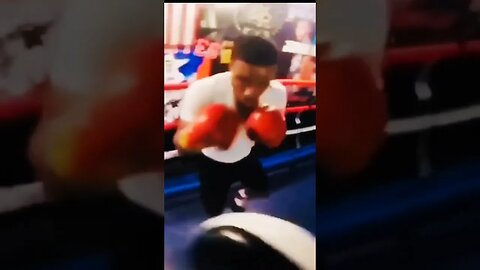 Errol Spence training POV coach cam. #terrencecrawford vs #errolspencejr ABOUT DAMN TIME