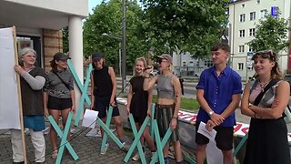 Stralsund - Proteste einiger Initiativen vor dem Bergamt in Stralsund 22-08-2023