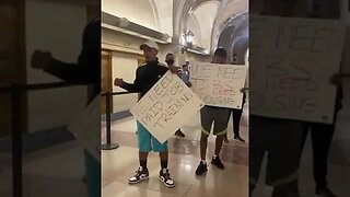 Illegal immigrants in Chicago now demanding houses and jobs.