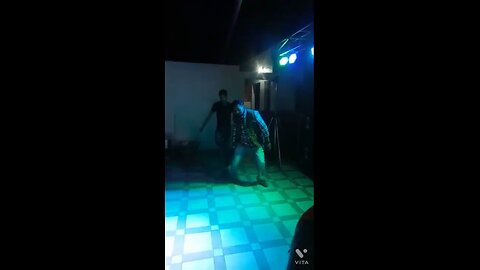 Funny dance 😂