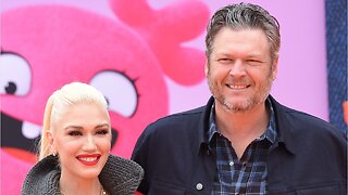 Ellen DeGeneres Gives Blake Shelton And Gwen Stefani A Proposal Countdown Clock