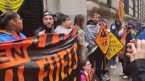 the #ClimateWeekNYC #ClimateWeek March and Rally at Federal Reserve hosted by @nychange 9/18/23