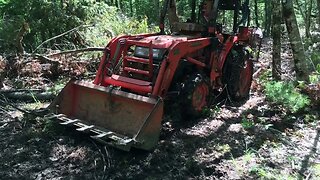 Kubota L34OOdt logging