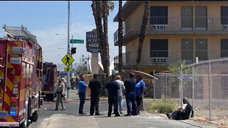 4 Las Vegas police officers injured during 2-alarm fire at Siegel Suites