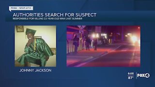 Authorities search for suspect in Fort Myers Beach murder