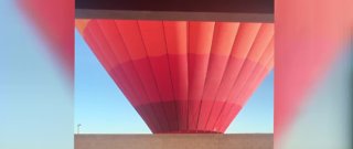 Hot air balloon lands in southwest Las Vegas neighborhood